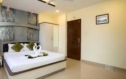 Collection O E Candolim Beach Resort