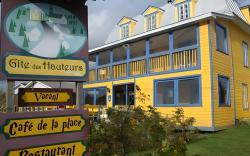 Gite des Hauteurs et Cafe de la place