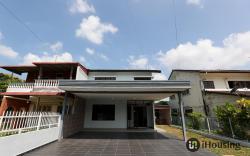 Klebang Modern Classic Chill House By I Housing