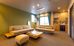 UU HOME ２F　201