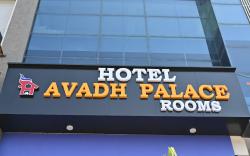 Hotel Avadh Palace