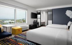 Aloft Henderson
