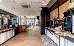 B&B HOTEL Paris Ivry Quai de Seine