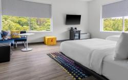 Aloft Nashville Airport