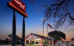 Red Roof Inn & Suites Irving – DFW Airport South