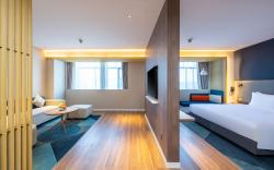 Holiday Inn Express Xinji City Center By IHG