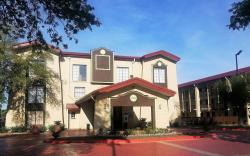 Red Roof Inn & Suites Houston - Hobby Airport