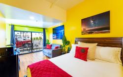 NOMADS HOTEL