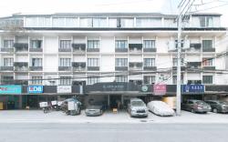 El Rico Suite Makati by RedDoorz