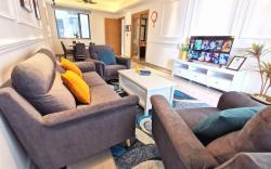 Spacious 4BR unit at R&F Princess by ANJU