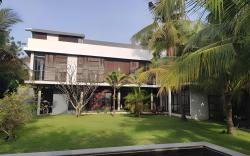 RedBox House - Private Contemporary 5 rooms Villa