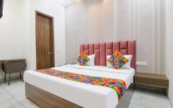 FabHotel Yellow Leaf