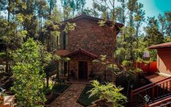 Sereno Barn Private Pool Villa , Chikmagalur