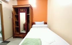 Balqies Homestay Syariah Makassar Mitra RedDoorz