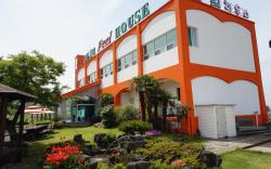 Jeju Feel House Pension