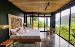 The Designer Glasshaus @Glamping at Karuna El Nido