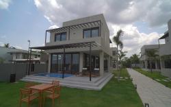 Araya Beach Casas