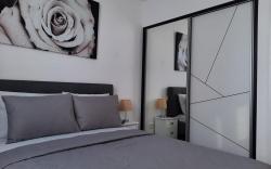 Luxury City Center Apartment – Garofita Romana#2