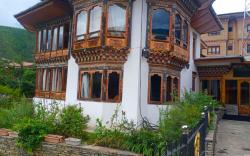 Kisa Villa