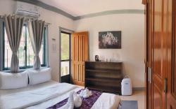 C BUBBLE DIVING RESORT FAMILY ROOM