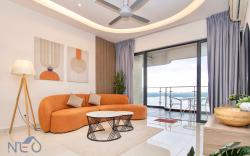 Sea View Country Garden Danga bay by Neo Suites