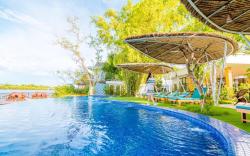 Moly Resort