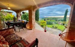 Magical 6 bedroom villa breathtaking Tuscan views 
