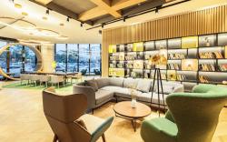 Orange Hotel Shenzhen Qianhai Bihai Bay