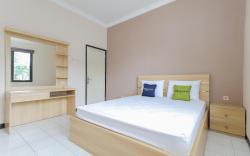 Urbanview Roemah Tebet by RedDoorz