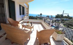 Casa La Perla in Castro sea view