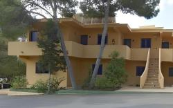 Ses Eufabietes Apartments & Restaurant