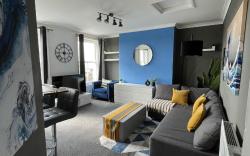 Coastal Comfort, Seaside Flat