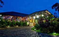 Hideaway Rio Celeste Hotel