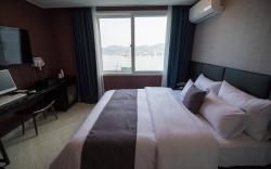 Tongyeong Gray Hotel
