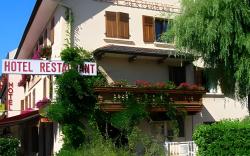 Hotel-Restaurant "Les Rochers"