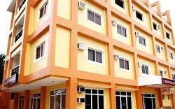 RedDoorz Plus @ Manalo Extension Palawan                                                        