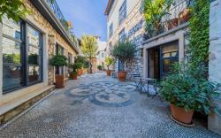 Fiore Garden Suites