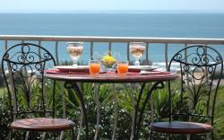 Sea Whisper Guest House & Self Catering
