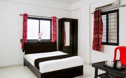 Super Hotel O Manjari Road