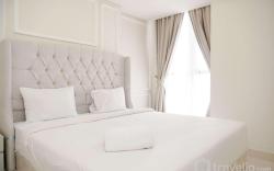 Modern Look and Warm 1BR at Gold Coast By Travelio