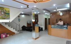 Hotel Pushpak Palace