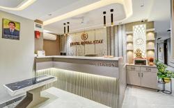 Hotel Royal Stay, Pakwan, Sg highway.