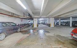 Hotel Royal Stay, Pakwan, Sg highway.