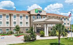 Holiday Inn Express & Suites Cotulla By IHG
