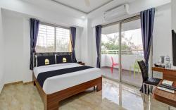 Townhouse Oak Koregaon Park Formerly Red Velvet Suite