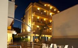 Hotel Thea