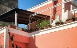 Gioia 13 Rooms & Apartments