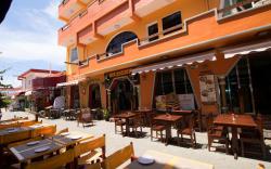 Hotel Bucaneros