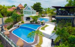 Luxotic Private Villa & Resort