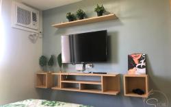 Summer10th Scandinavian Deluxe